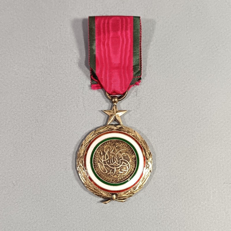 TANZANIE SULTANAT DE ZANZIBAR MEDAILLE DU MERITE DE L'ORDRE DU WISSAM AL ALIYEH THE ORDER OF THE EXALTED